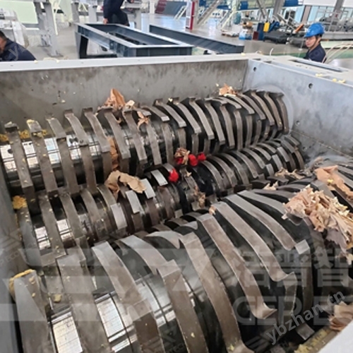 四轴剪切式垃圾撕碎机