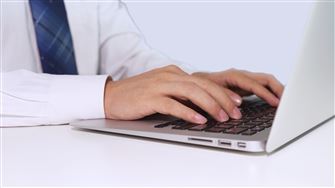 �������ӿعɹɶ�����824.05��� �ֹɱ�������41.59%