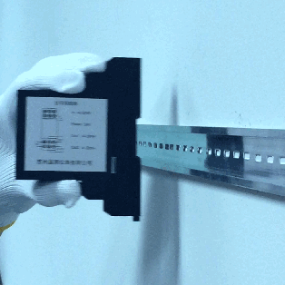 一入一出信号变换器